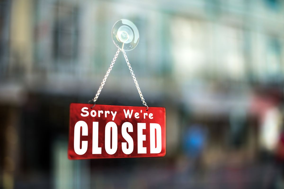 An Open and Closed sign