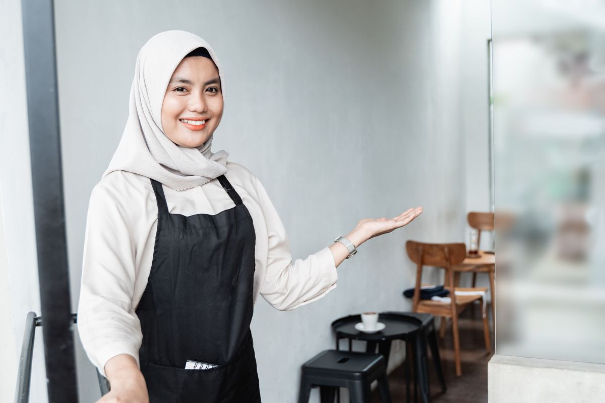 A Malaysian business owner inside her small business