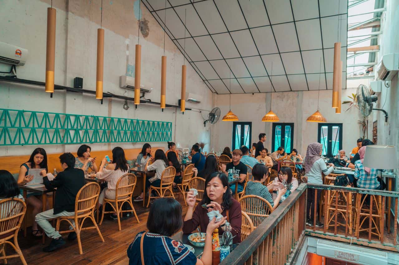 4 Myths What Does It Take To Run a Café In Malaysia?