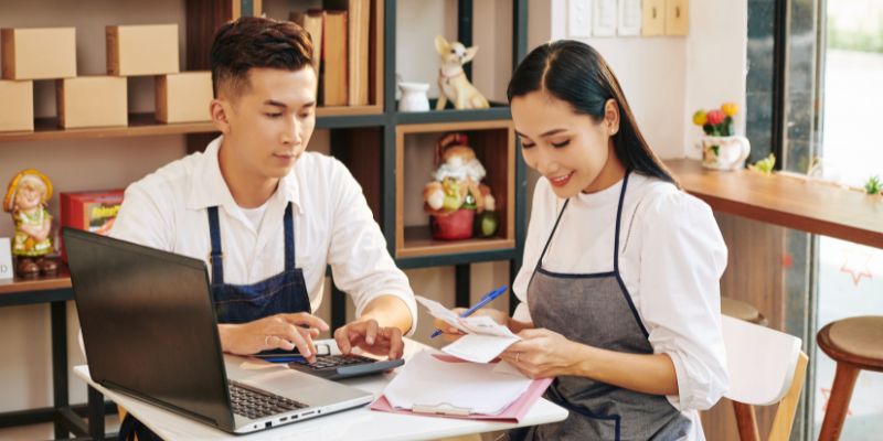 Malaysian cafe owners who are filing their taxes