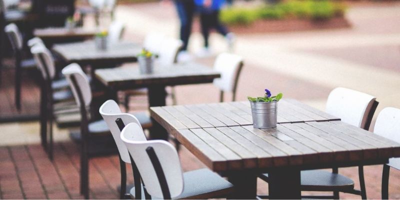 Empty restaurant outdoor seating