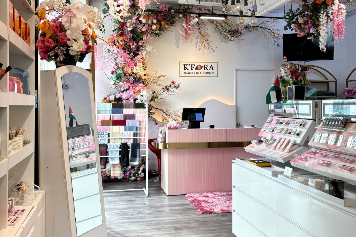 K'Fora Beauty, kedai menjual produk kosmetik tempatan seperti Alha Alfa, Cubremi dan Sobella di Johor Bahru.