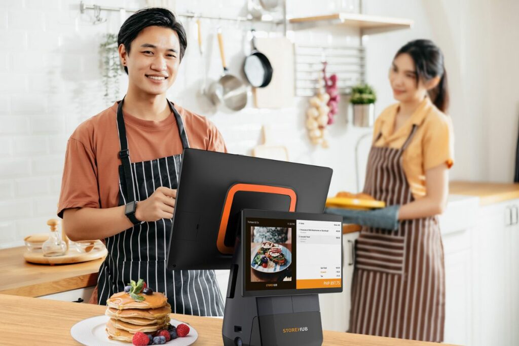 A Filipino business owner with the StoreHub POS