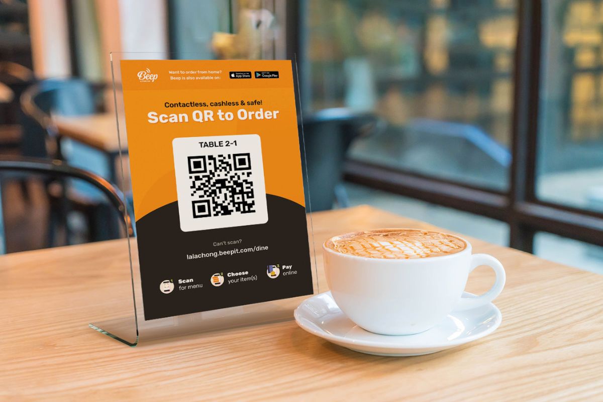 A QR Order & Pay standee