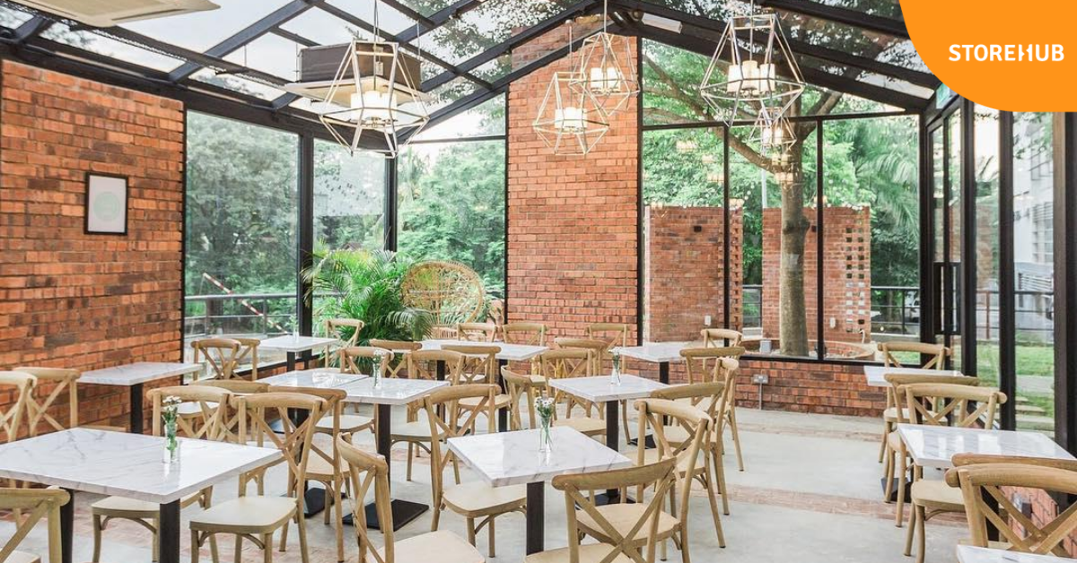 A jungle-themed restaurant interior.