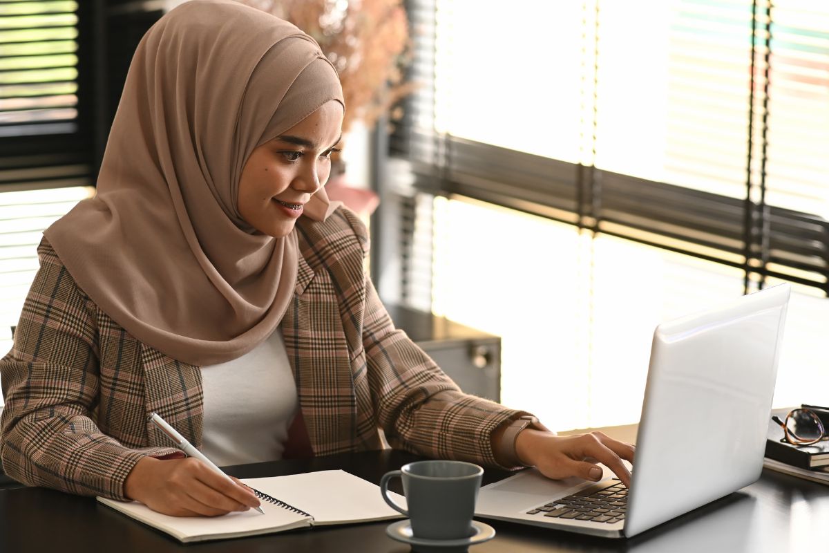 Apa itu e-invois dan bagaimana bisnes di Malaysia boleh bersedia?